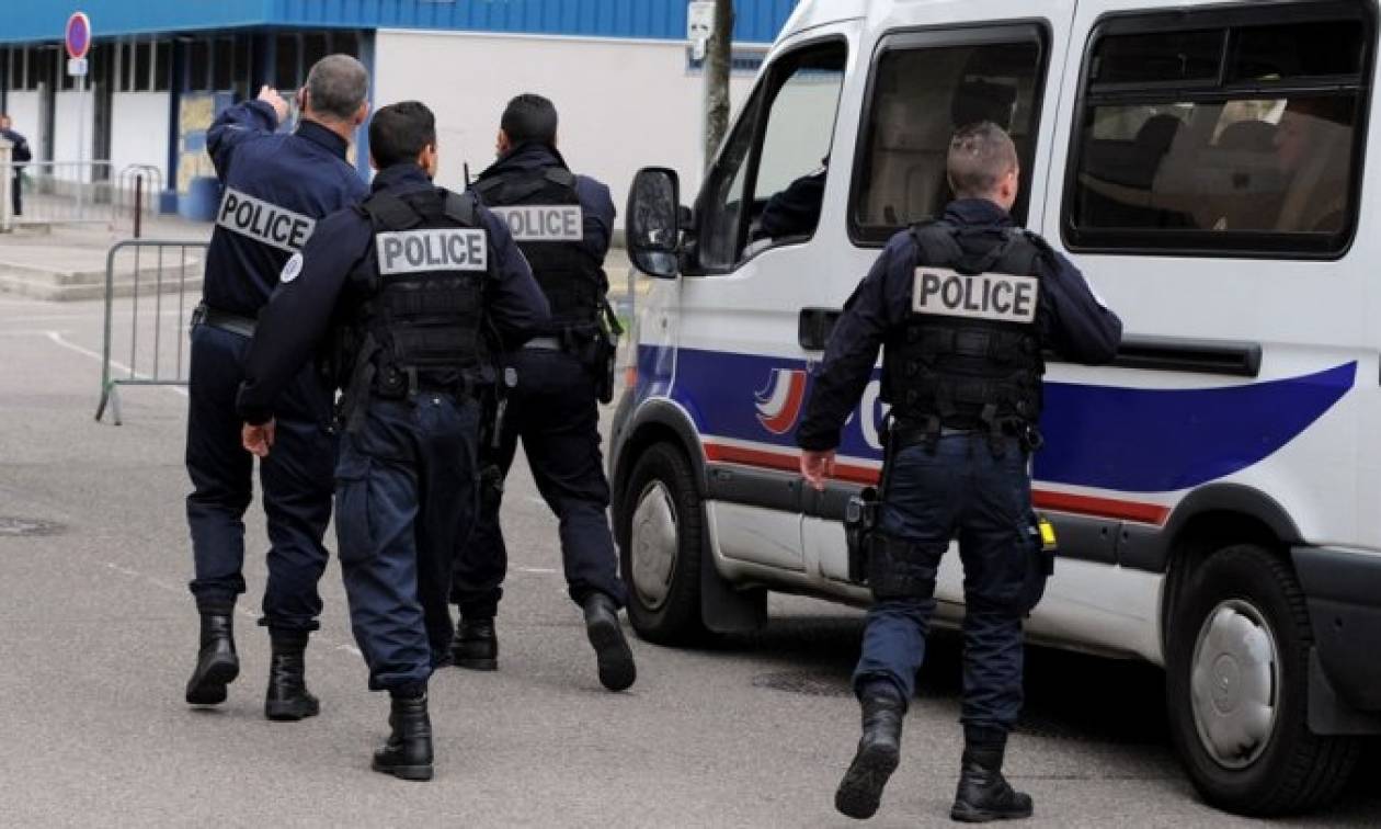 Η Ολλανδία παρέδωσε στις γαλλικές Αρχές ύποπτο τρομοκρατίας