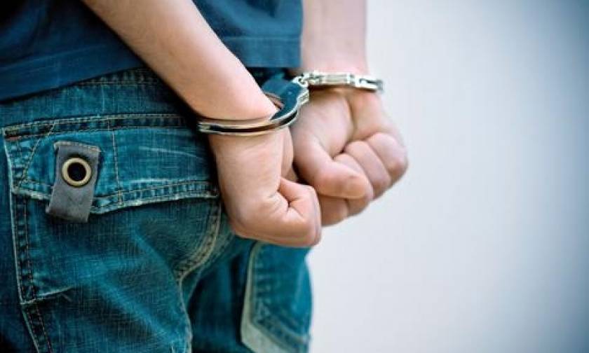 Συνελήφθη 17χρονος για ληστείες σε βάρος ανηλίκων στο Σύνταγμα