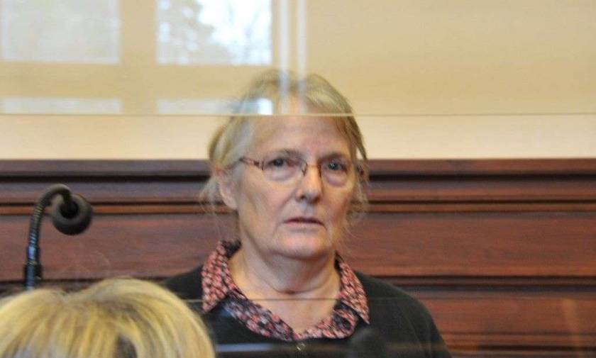 Γαλλία: «Φρένο» στην αποφυλάκιση της συζυγοκτόνου Ζακλίν Σοβάζ
