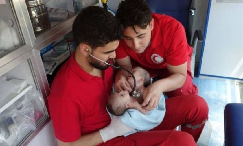 Conjoined twins born in Syria war zone