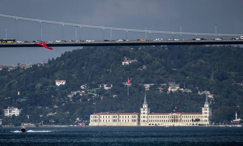Τραγωδία στην Τουρκία: Τρεις νεκροί από σύγκρουση πλοίων στο Βόσπορο