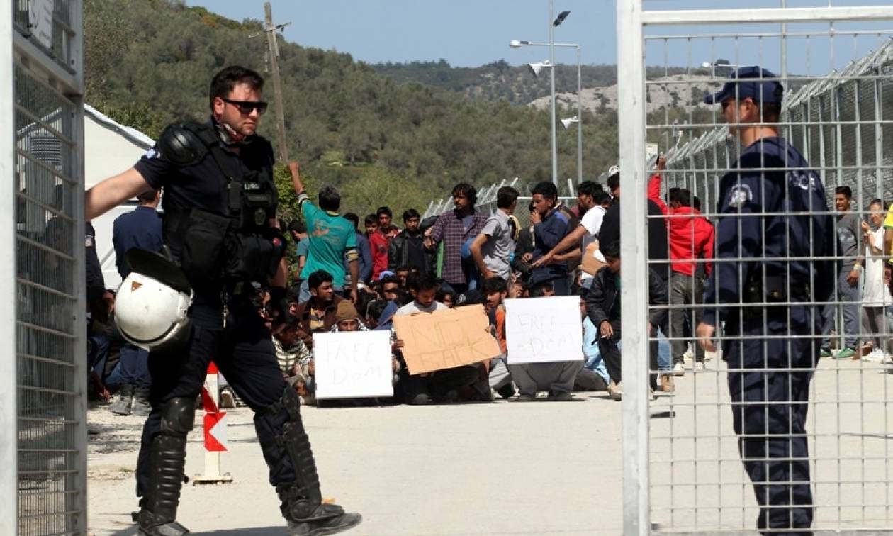 Reuters: Μικρούς μόνιμους καταυλισμούς προσφύγων σε όλη την Ελλάδα σχεδιάζει η κυβέρνηση