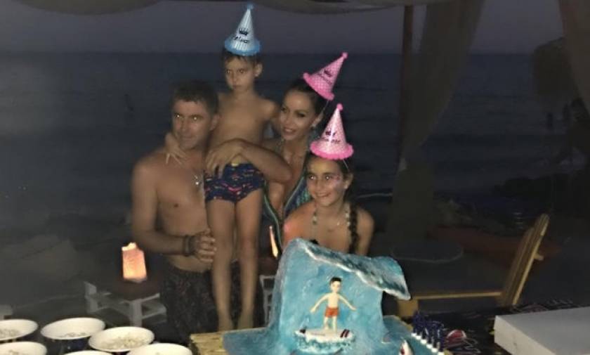 Λίλη - Ζαγοράκης: Γιόρτασαν τα γενέθλια του γιου και τη γιορτή της κόρη τους στη παραλία