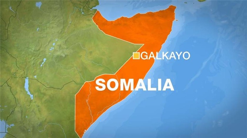 Μακελειό στη Σομαλία: Περισσότεροι από 20 οι νεκροί της διπλής βομβιστικής επίθεσης 