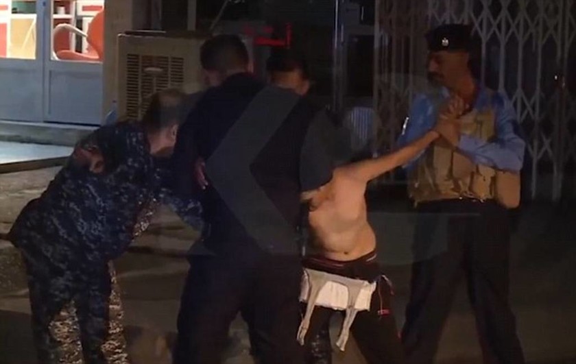 Σοκαριστικό βίντεο: Σύλληψη 12χρονου καμικάζι λίγο πριν σκορπίσει τον θάνατο (pics+vid)