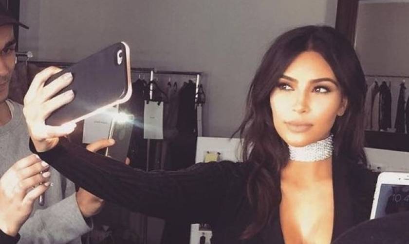 Οι χρυσές συμβουλές της Kim Kardashian για να πετύχεις την τέλεια selfie