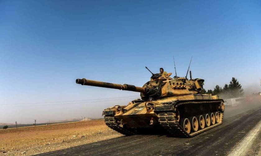 Σκηνικό πολέμου - Τουρκικά άρματα μάχης εισέβαλαν στη Συρία