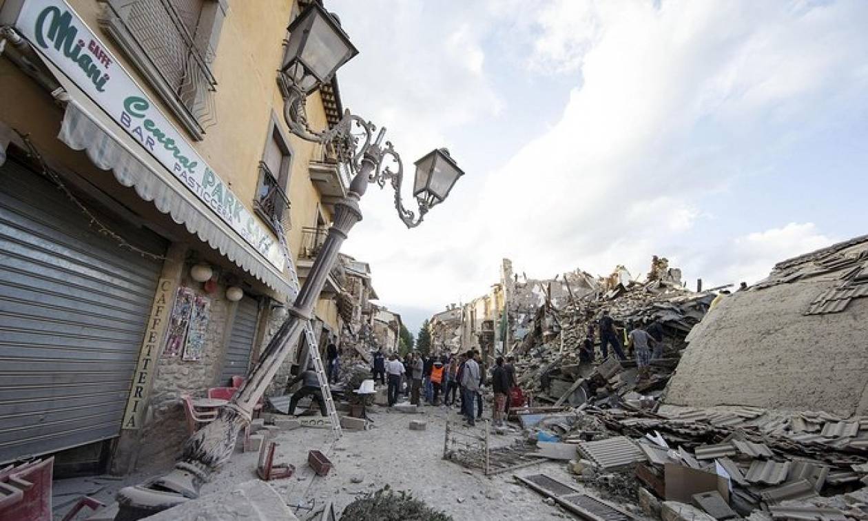 Σεισμός Ιταλία: Στους 268 οι νεκροί του σεισμού – Φόβοι ότι θα ξεπεράσουν τους 300