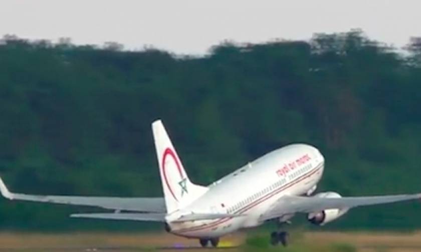 Τραγικός πιλότος έσπειρε τον ΤΡΟΜΟ: Καρέ-καρέ το σοκαριστικό λάθος του κατά την απογείωση! (video)