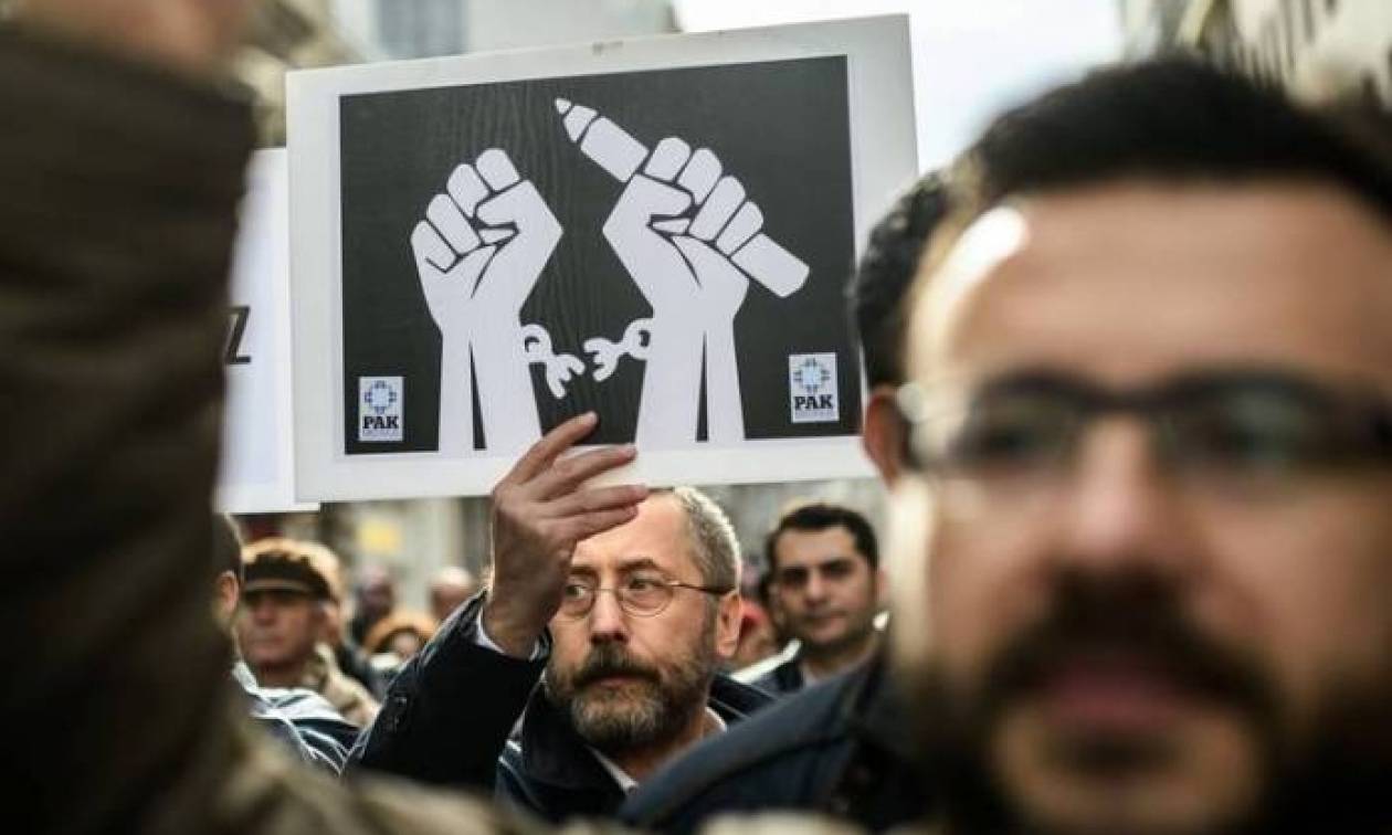 Τουρκία: Το πογκρόμ συνεχίζεται - Νέες συλλήψεις δημοσιογράφων
