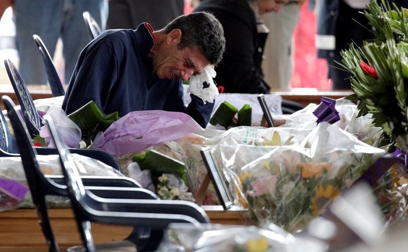 Ιταλία: Αβάσταχτος ο πόνος στις κηδείες των θυμάτων του φονικού σεισμού (pics)
