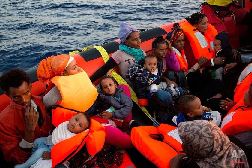 Τρίτη 30 Αυγούστου 2016: Η μαζικότερη εισροή μεταναστών στην Ευρώπη σε μια ημέρα (Pics & Vids)