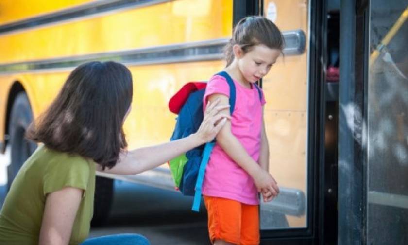 Το παιδί αρνείται να πάει στο σχολείο: 7 πρακτικές συμβουλές για γονείς