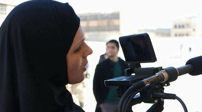 Γνωστή Αμερικανίδα δημοσιογράφος ξέφυγε από τους τζιχαντιστές και βρέθηκε φυλακισμένη στην Τουρκία