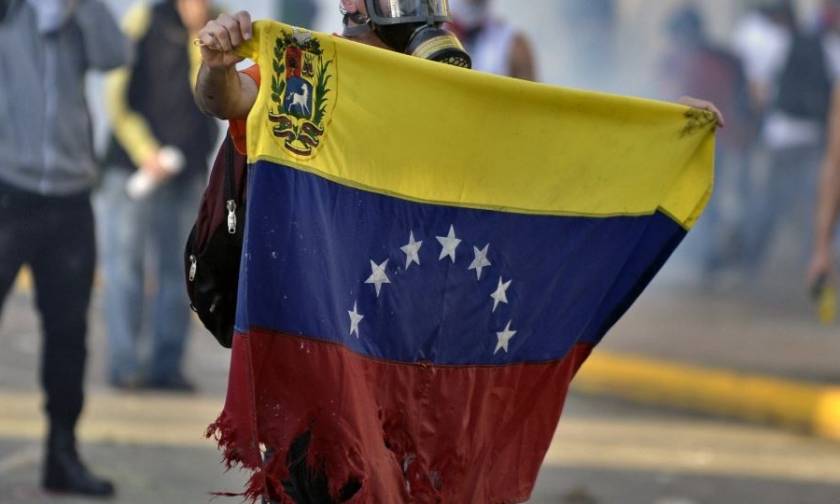 Οργή λαού κατά Μαδούρο στη Βενεζουέλα - Εκατομμύρια διαδηλωτές στους δρόμους