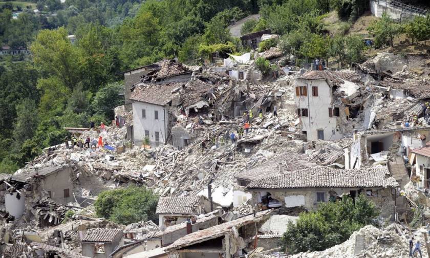 Ιταλία: Το πτώμα ενός Αφγανού ανασύρθηκε από τα ερείπια στην πόλη Αματρίτσε
