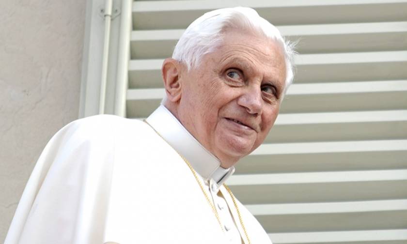 Η αποκάλυψη για το νεανικό έρωτα του πρώην πάπα Βενέδικτου