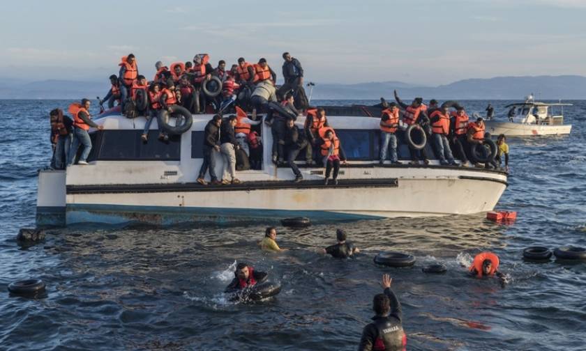 Συνεχίζονται οι ροές μεταναστών στα νησιά του Αιγαίου