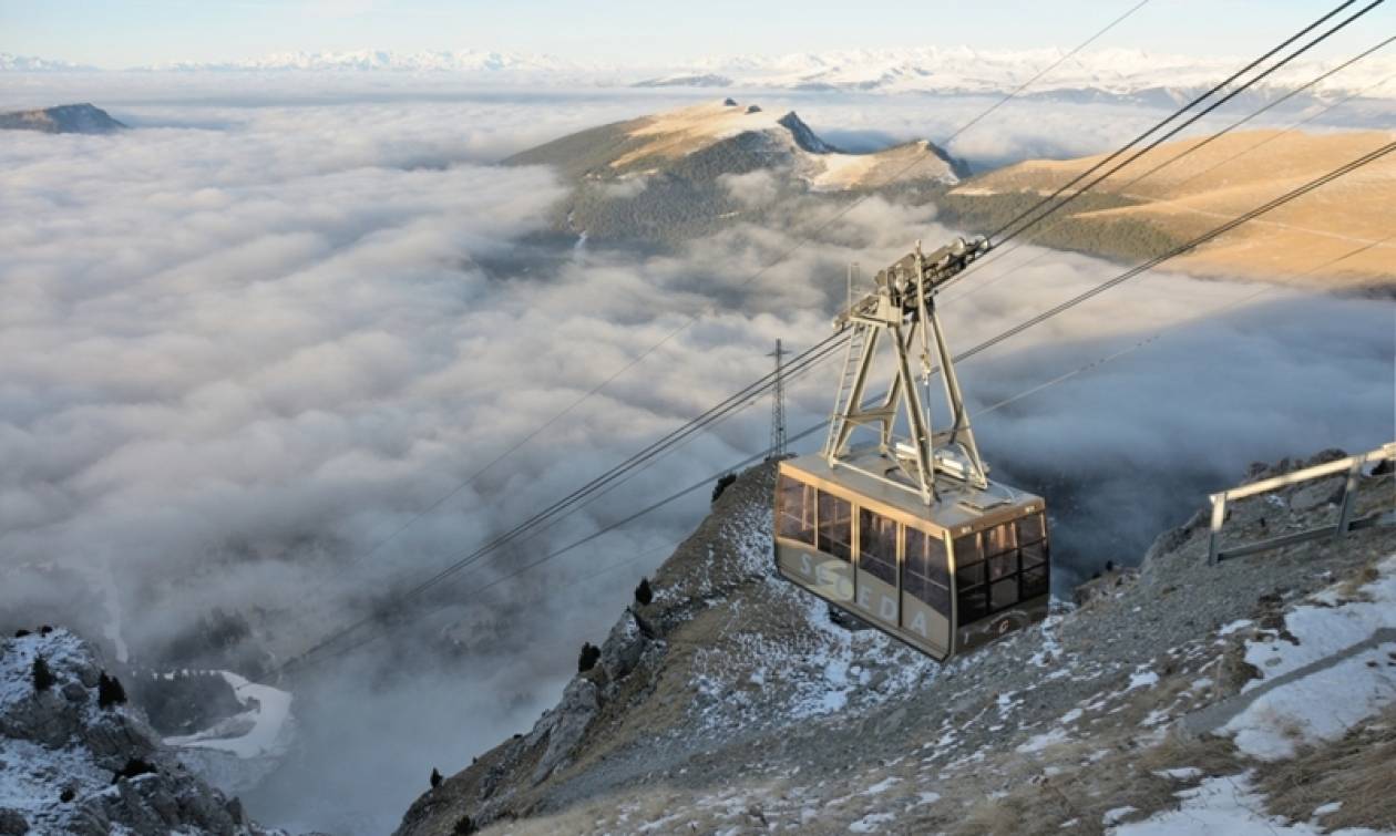 Θρίλερ στις Άλπεις – Παραμένουν εγκλωβισμένοι σε τελεφερίκ σε ύψος 3.800 μέτρων