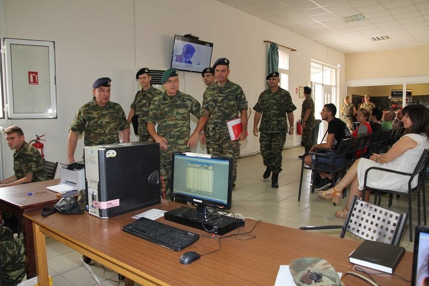 Ο Γενικός Επιθεωρητής Στρατού στο  Κέντρο Εκπαίδευσης Πυροβολικού 