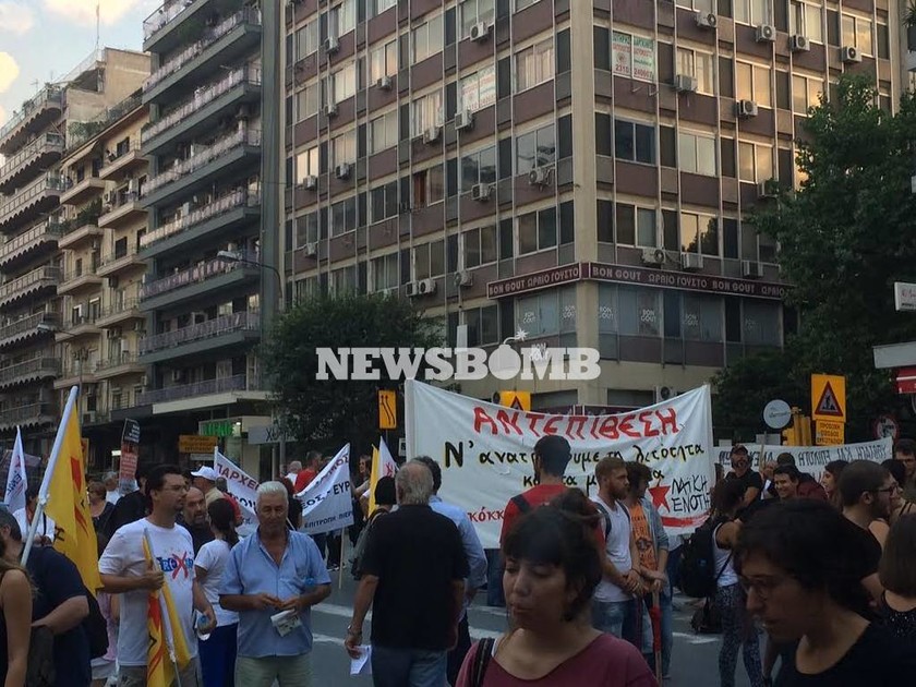 81η ΔΕΘ: Ηχηρό μήνυμα από χιλιάδες διαδηλωτές στον Τσίπρα