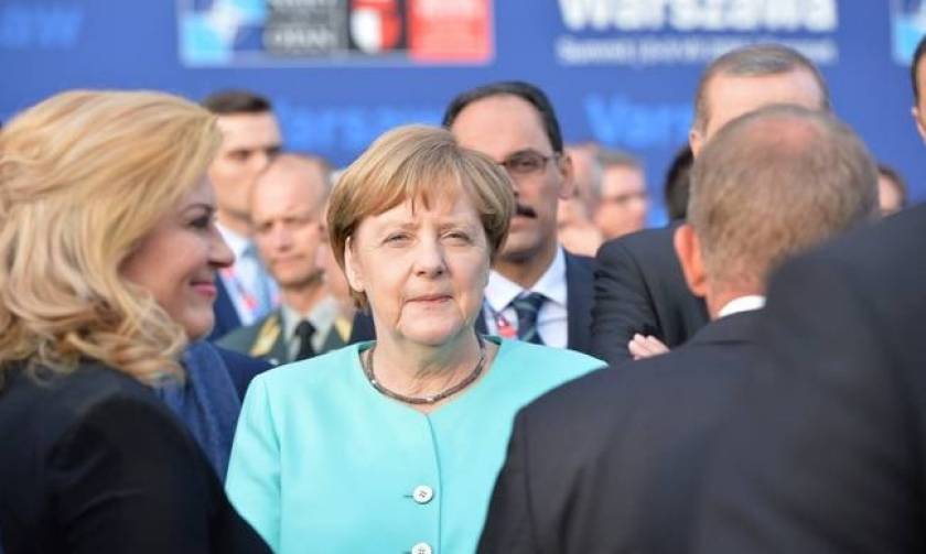 Γερμανία: Μέρκελ και συντηρητικοί ψάχνουν λύση για το μεταναστευτικό