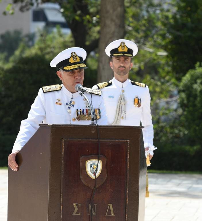 Πολεμικό Ναυτικό: Τελετή Παράδοσης- Παραλαβής Διοικητού Σχολής Ναυτικών Δοκίμων (pics)