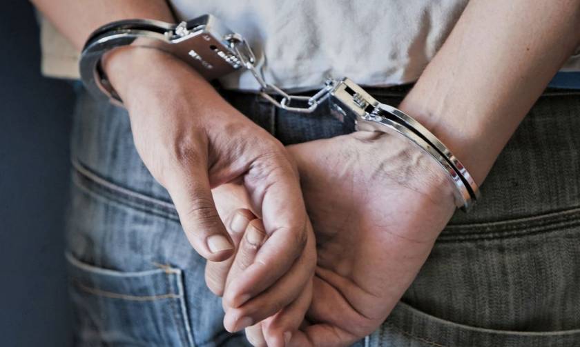 Σοκ: Γιος πρώην βουλευτή του ΠΑΣΟΚ συνελήφθη για ναρκωτικά