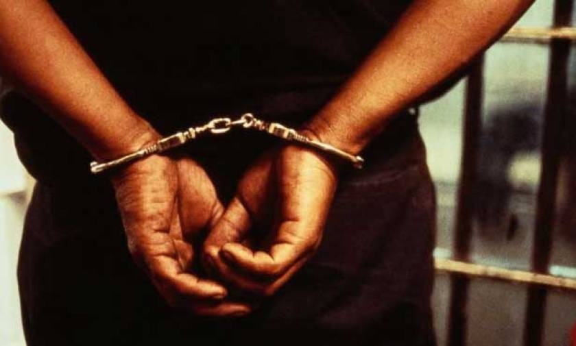 Καστοριά: Σύλληψη υπαρχιφύλακα για μεταφορά ναρκωτικών και κατοχή όπλων