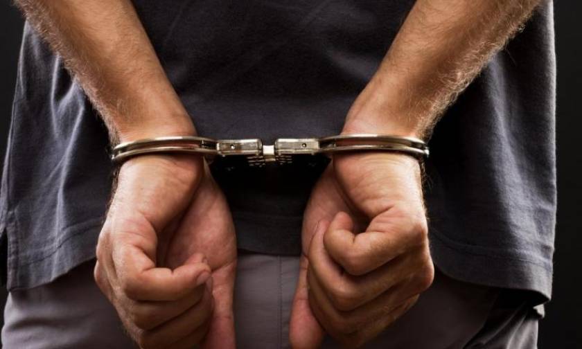 Συλλήψεις αλλοδαπών σε Ηράκλειο και Πάτρα