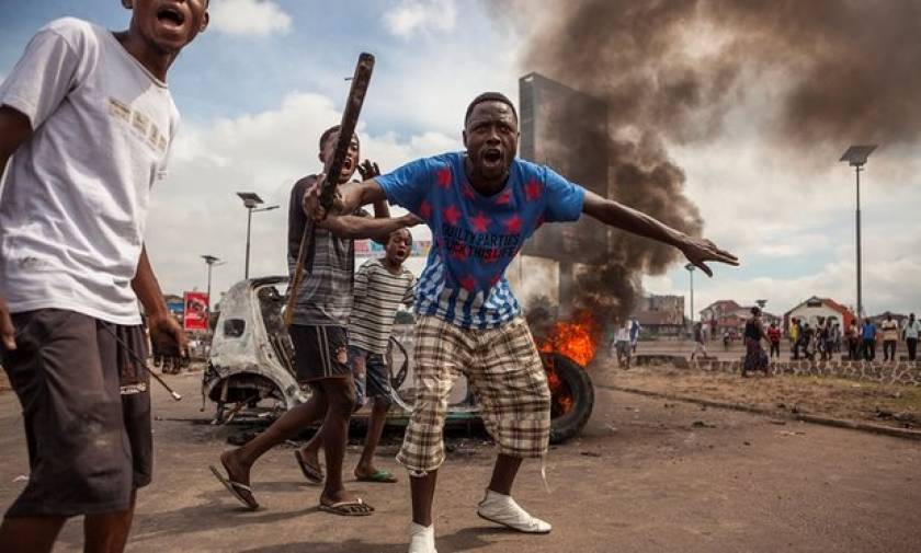 Λ.Δ. Κονγκό: 17 νεκροί σε συγκρούσεις μεταξύ αστυνομικών και διαδηλωτών στην Κινσάσα