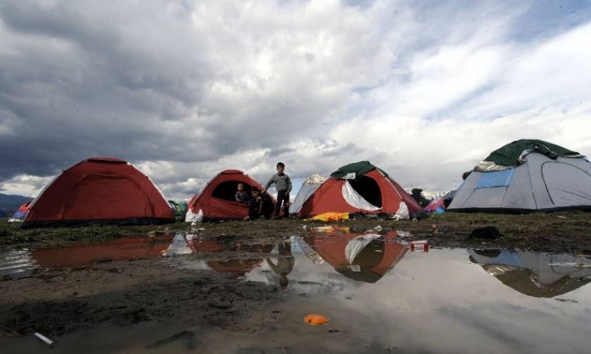 Σάλος: Ποιος παρομοίασε τους πρόσφυγες με δηλητηριασμένες καραμέλες;