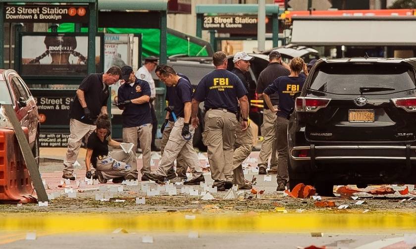 U.S. portrays NY bomb suspect as jihadist who praised bin Laden