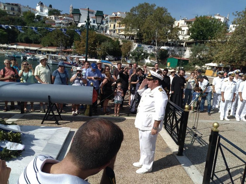 Πολεμικό Ναυτικό: To Υποβρύχιο Πιπίνος στη Σκιάθο για την επέτειο βύθισης του Κατσώνης (pics)