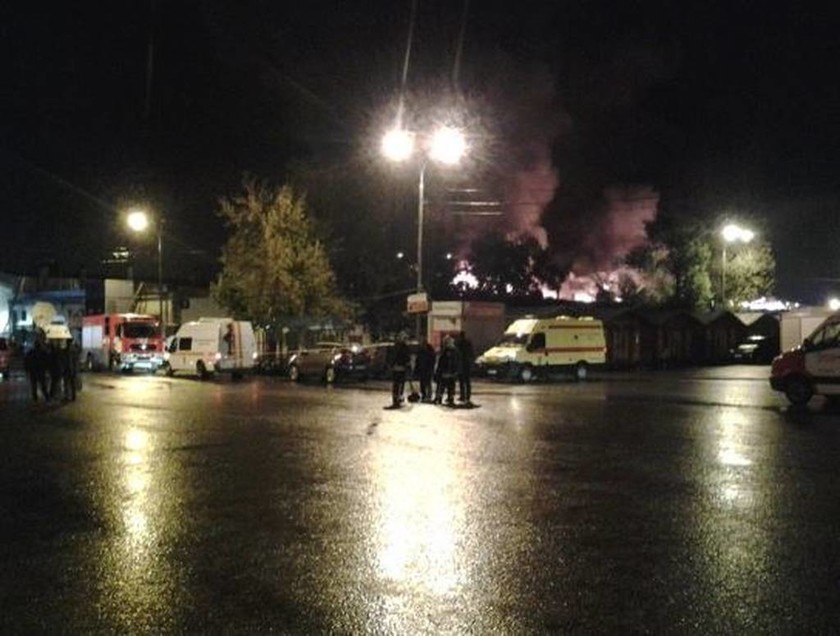 Μεγάλη φωτιά σε αποθήκη στη Μόσχα - Αγνοούνται επτά πυροσβέστες (pics)