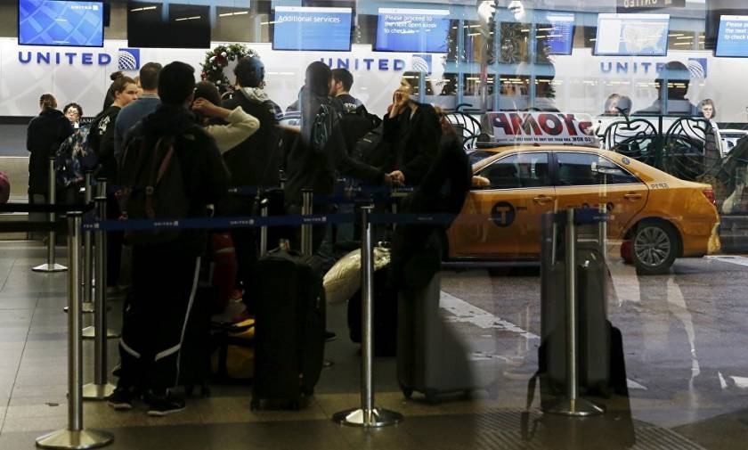 Συναγερμός στη Νέα Υόρκη: Εκκενώθηκε τερματικός σταθμός στο αεροδρόμιο Λανγκουάρντια (Vid+Pics)