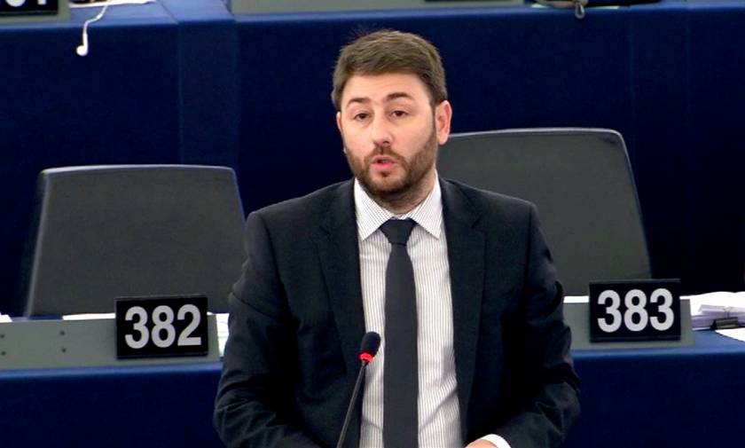 Ανδρουλάκης προς ΕΕ: Καθαρή απάντηση για τα «κόκκινα» δάνεια