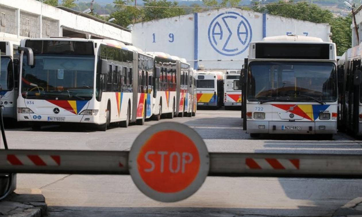 Θεσσαλονίκη: Αμετακίνητοι στις θέσεις τους οι εργαζόμενοι του ΟΑΣΘ - Συνεχίζουν την επίσχεση
