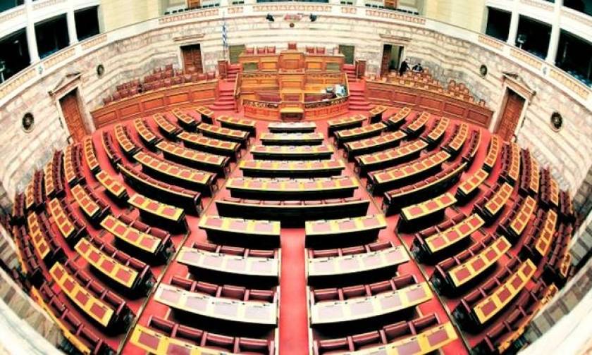 Βουλή: Ονομαστική ψηφοφορία ζητάει το ΚΚΕ στο πολυνομοσχέδιο για τα προαπαιτούμενα