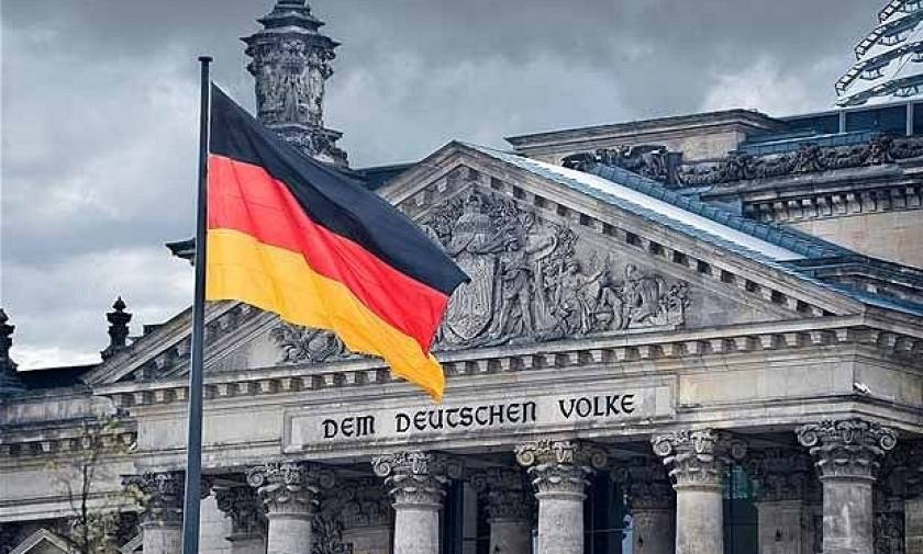 Βερολίνο προς Αθήνα: Δεν πρόκειται να γίνει καμία ελάφρυνση χρέους πριν το 2018