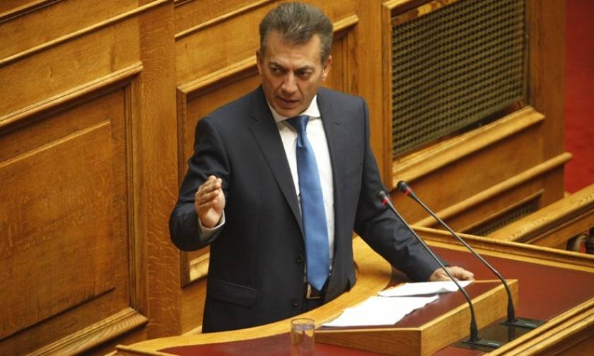 Βουλή - Γιάννης Βρούτσης: Ντροπή για το Κοινοβούλιο τα όσα συμβαίνουν