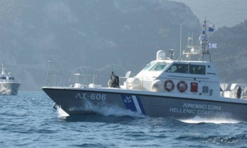 Coast guard rescues 21 migrants stranded on small island
