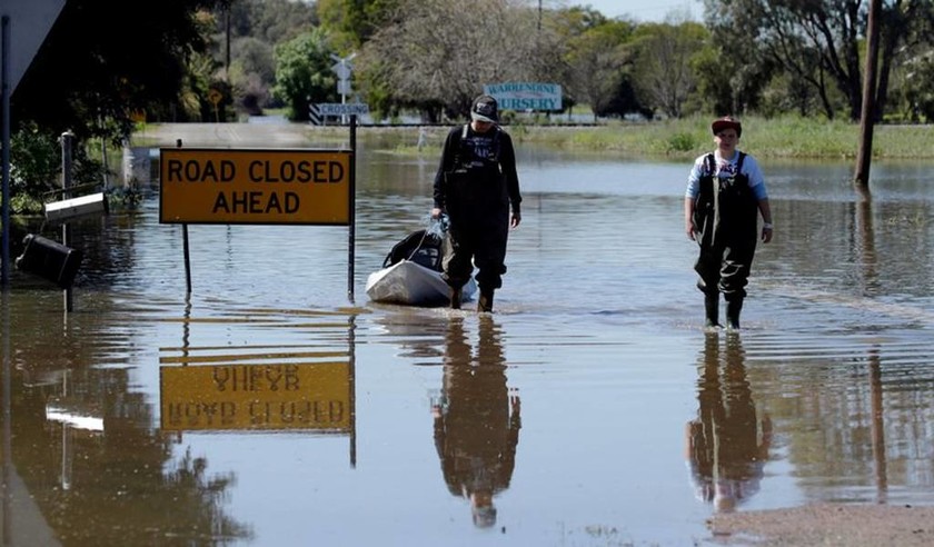 Μπλακ-άουτ στη νότια Αυστραλία μετά από σφοδρή καταιγίδα (vid)