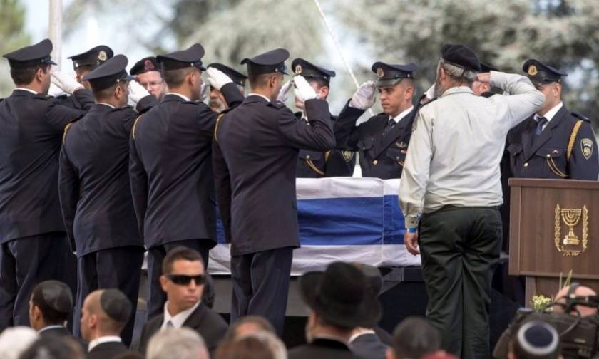 Shimon Peres funeral: Leaders hail legacy of former Israeli leader