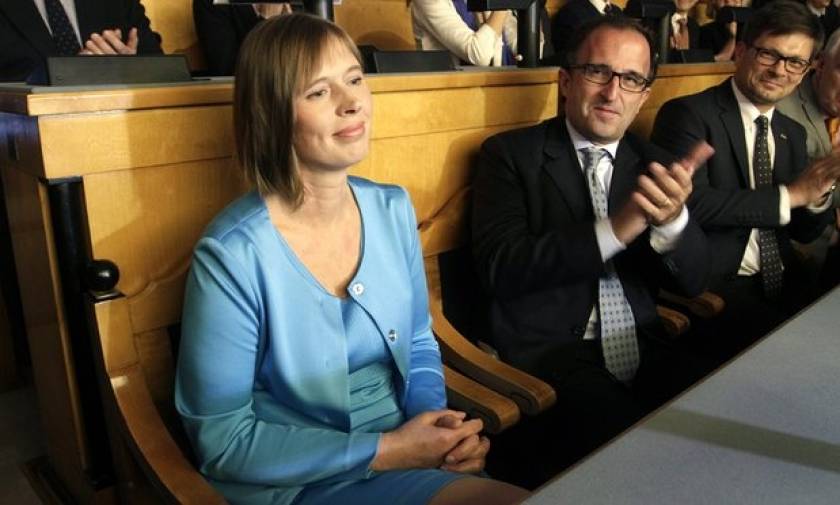 Εσθονία: Πρώτη γυναίκα πρόεδρος της χώρας εξελέγη από το κοινοβούλιο η 46χρονη Κέρστι Κάλιουλαϊντ
