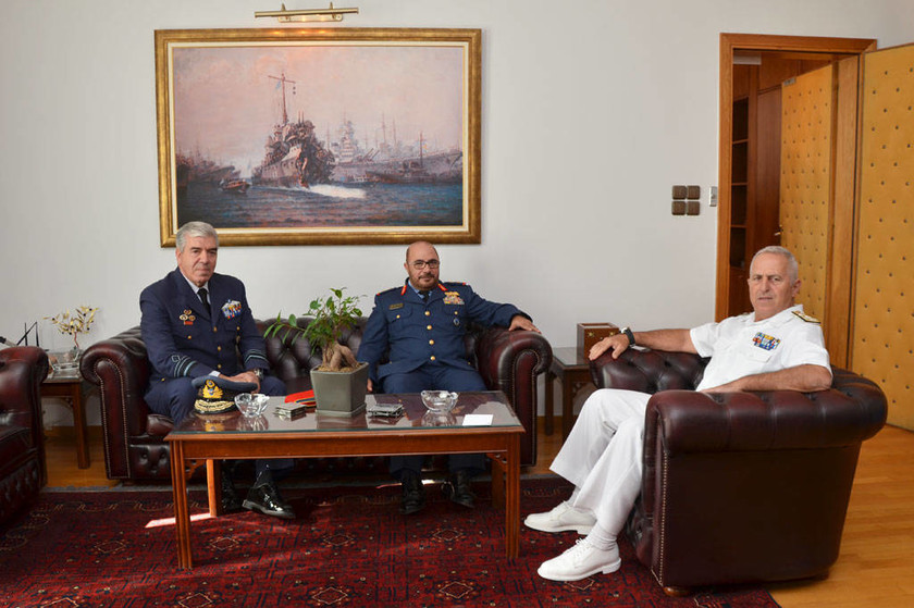 Επίσημη επίσκεψη του Διοικητή των Αεροπορικών Δυνάμεων και Αεράμυνας των ΗΑΕ στο ΓΕΑ(pics)