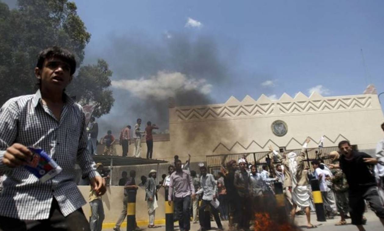 Υεμένη: Σφοδρός βομβαρδισμός σε κηδεία