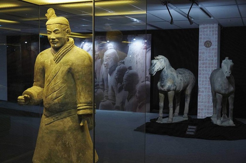Συγκλονιστική ανακάλυψη: Ο Πήλινος Στρατός στην Κίνα φτιάχτηκε από Αρχαίους Έλληνες 