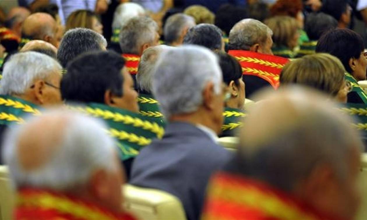 Τουρκία: Το πογκρόμ συνεχίζεται - Απομακρύνθηκαν άλλοι 109 στρατιωτικοί δικαστές