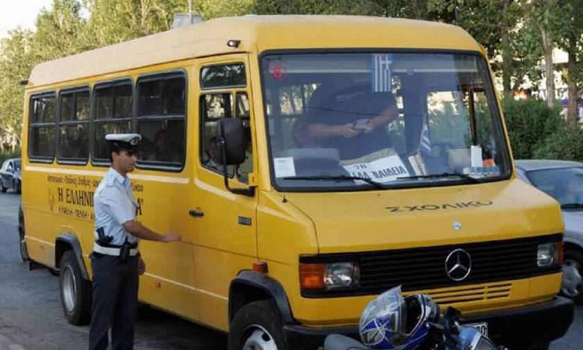 Μπαράζ παραβάσεων σε σχολικά λεωφορεία εντόπισε η Τροχαία